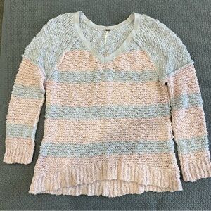 Free People Soft Pink and Gray V-Neck Sweater